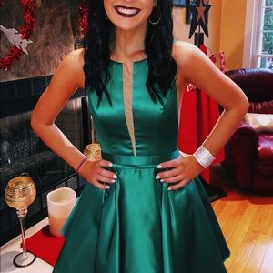 Emeral Green Altar’d State Dress